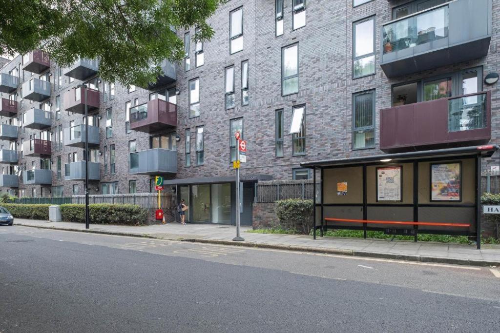 Appartamento Modern 3-bedroom, 1-bathroom In East Londra