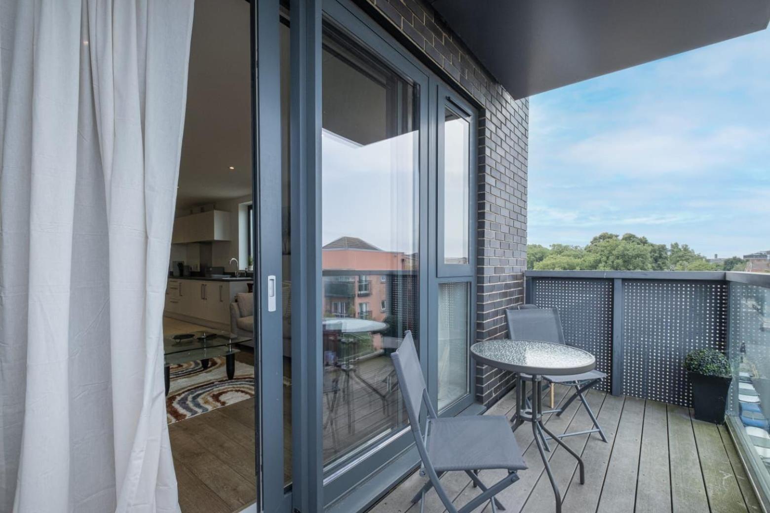 Modern 3-bedroom, 1-bathroom In East
