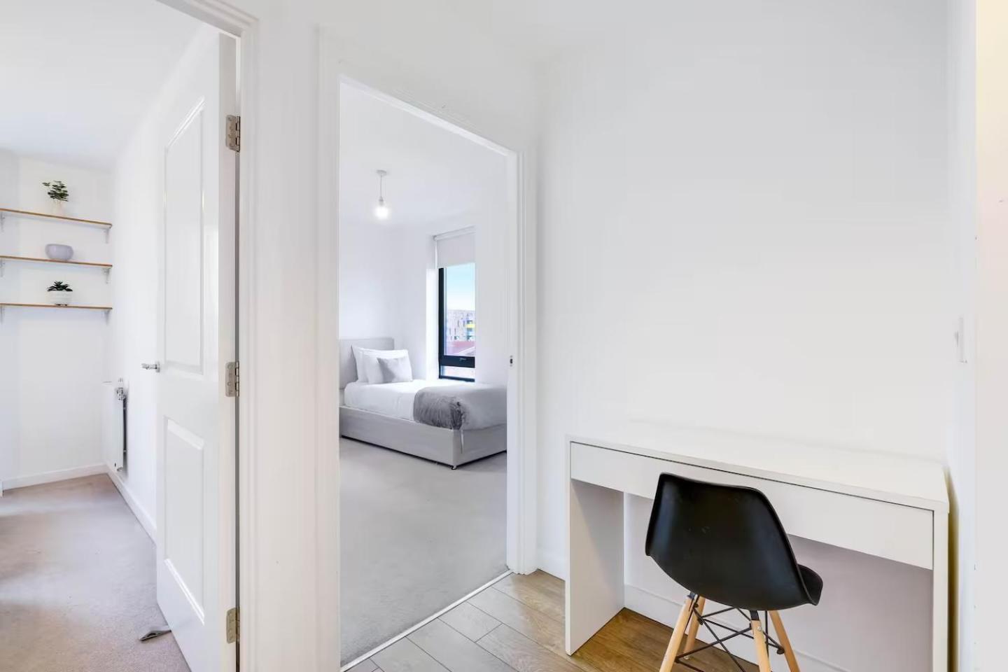 Modern 3-bedroom, 1-bathroom In East Londra