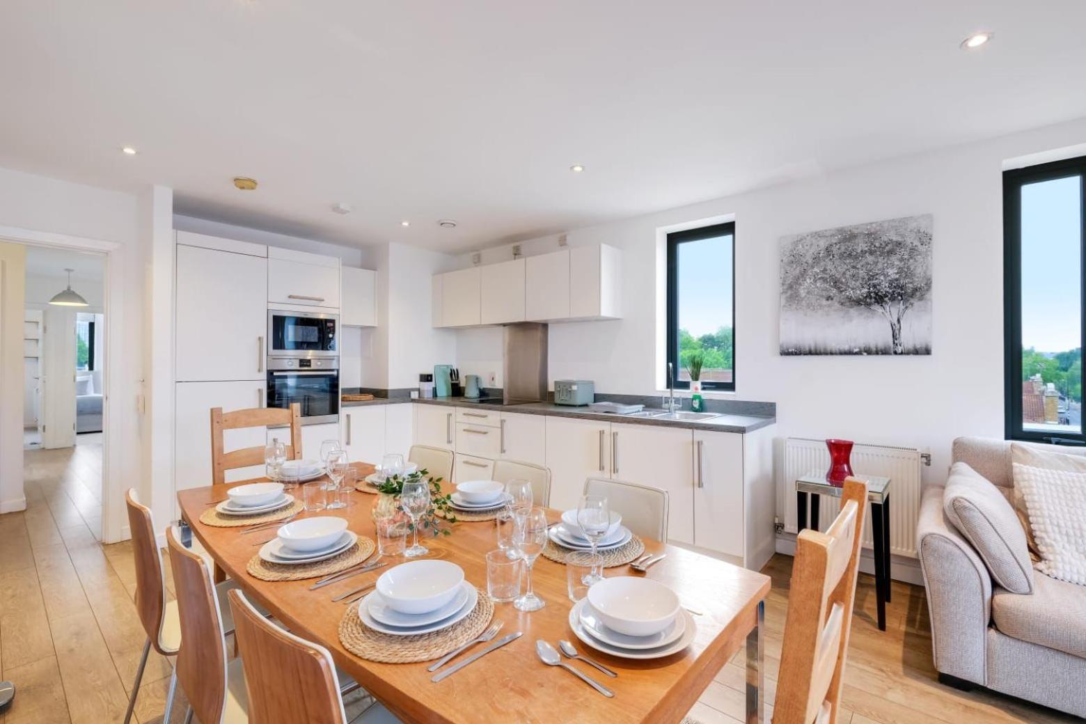 Modern 3-bedroom, 1-bathroom In East *